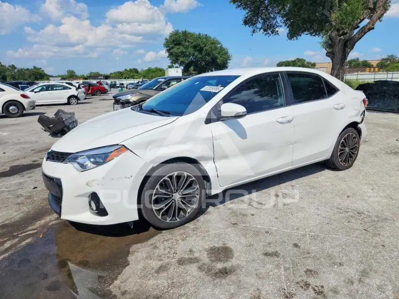 2016 Toyota COROLLA фото
