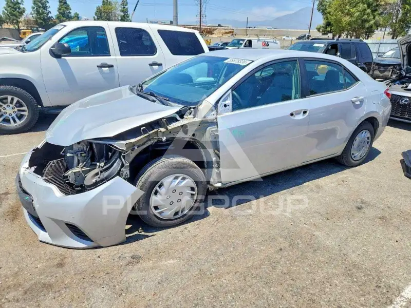 2016 Toyota COROLLA фото