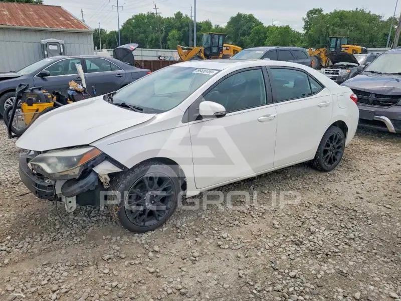 2016 Toyota COROLLA фото
