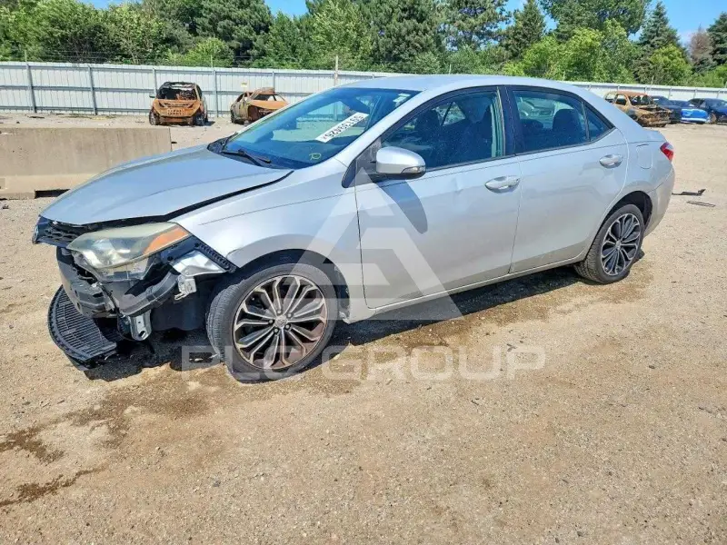2016 Toyota COROLLA фото