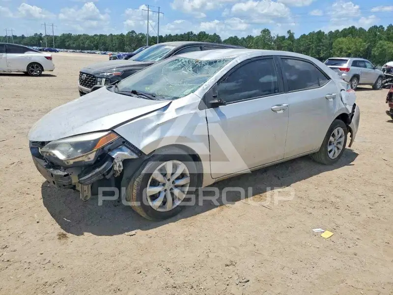 2016 Toyota COROLLA фото