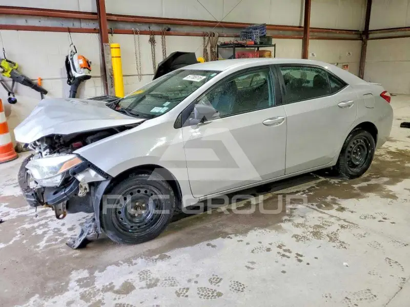 2016 Toyota COROLLA фото