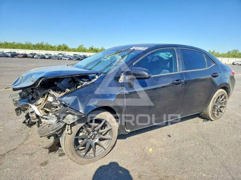 2016 Toyota COROLLA фото