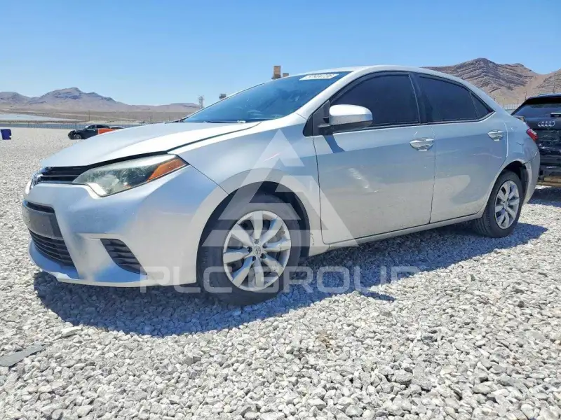 2016 Toyota COROLLA фото