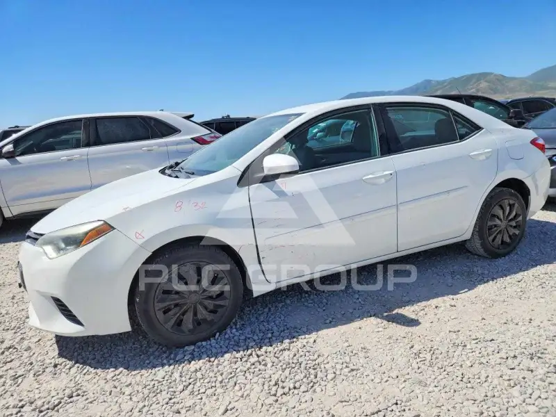 2016 Toyota COROLLA фото