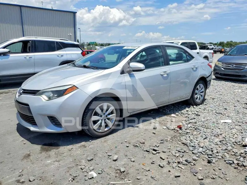 2016 Toyota COROLLA фото