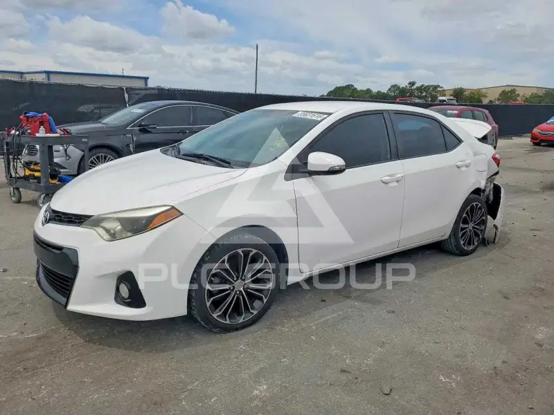 2016 Toyota COROLLA фото