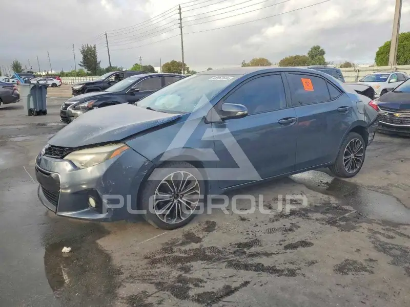 2016 Toyota COROLLA фото