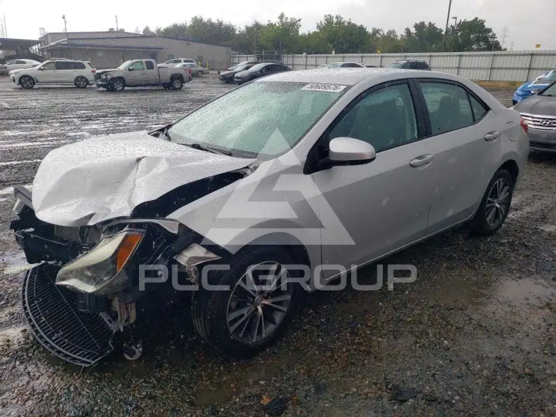 2016 Toyota COROLLA фото
