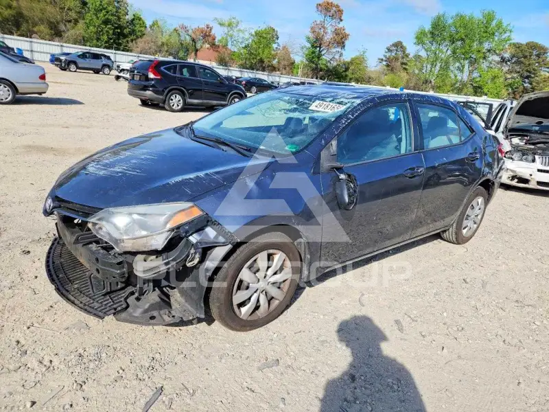 2016 Toyota COROLLA фото
