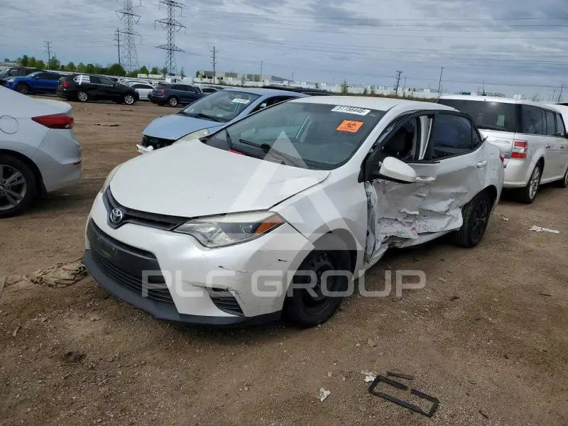2016 Toyota COROLLA фото