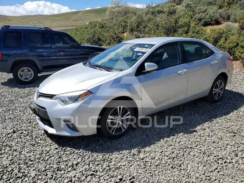 2016 Toyota COROLLA фото