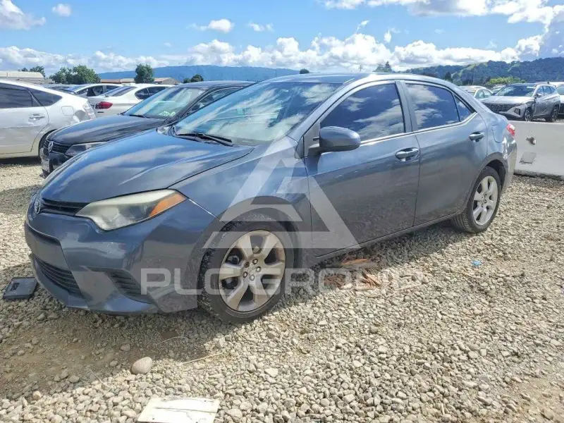 2016 Toyota COROLLA фото
