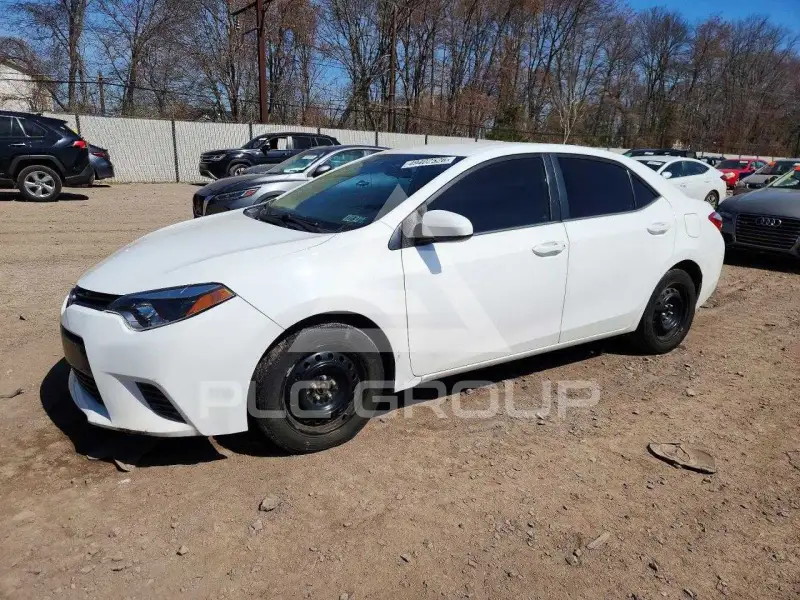 2016 Toyota COROLLA фото