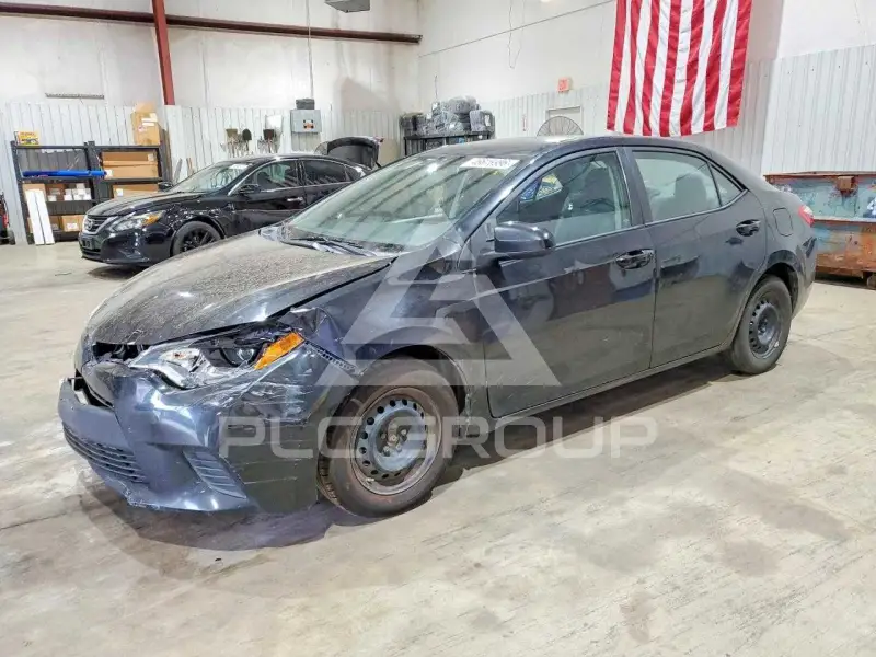 2016 Toyota COROLLA фото
