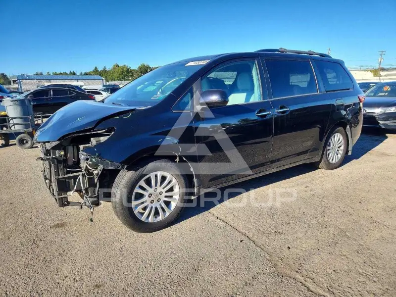 2016 Toyota SIENNA фото