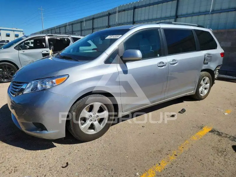 2016 Toyota SIENNA фото