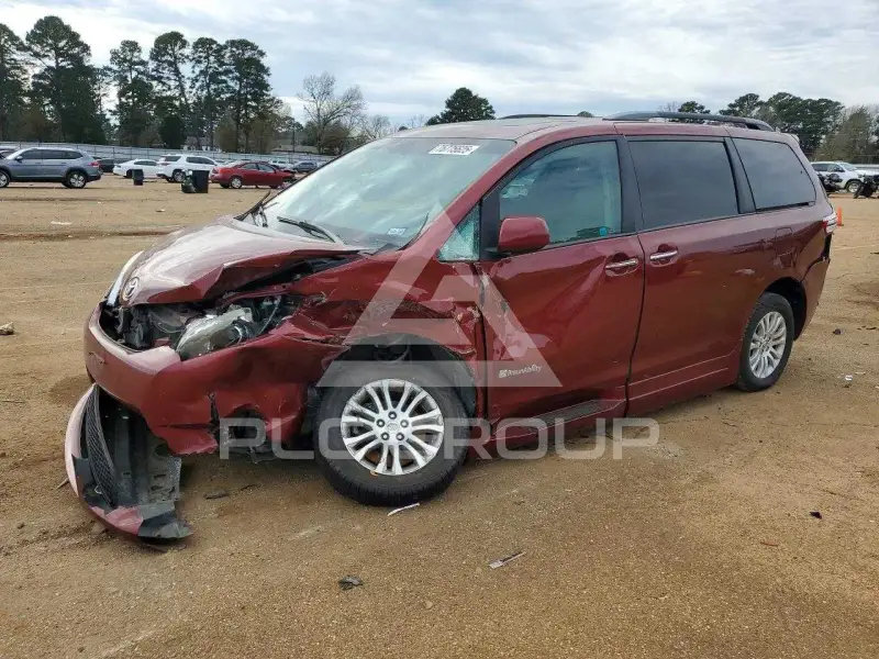 2016 Toyota SIENNA фото