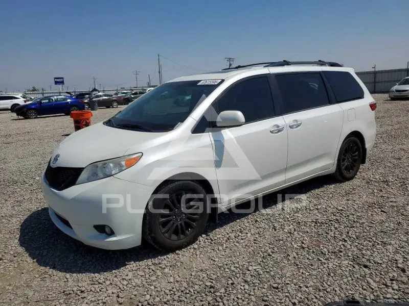 2016 Toyota SIENNA фото