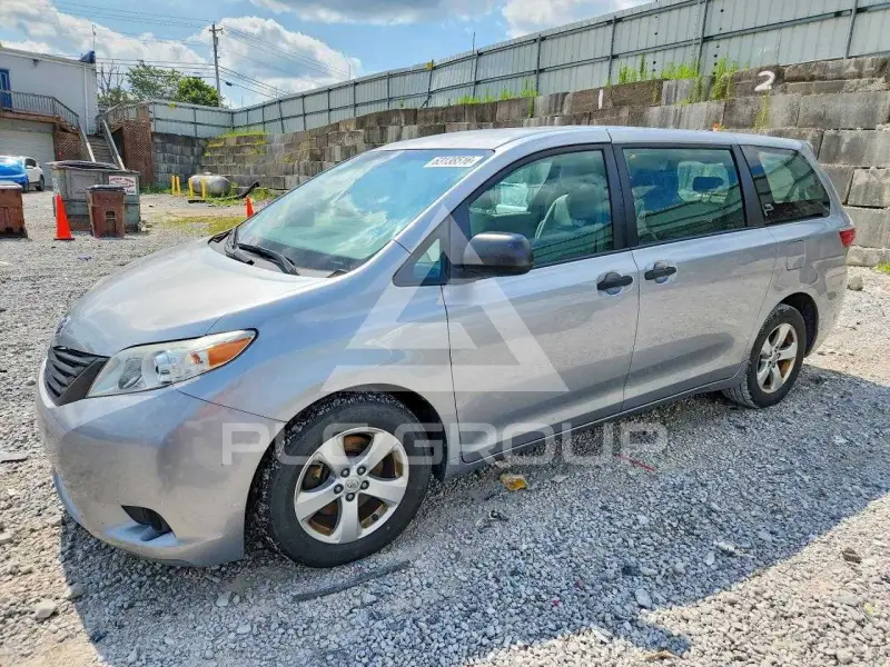 2016 Toyota SIENNA фото