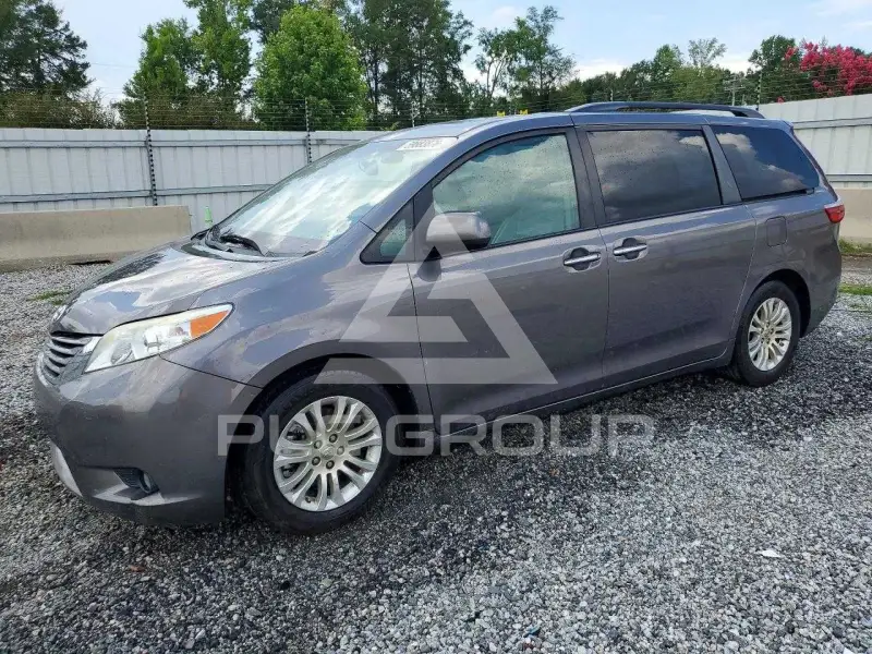2016 Toyota SIENNA фото