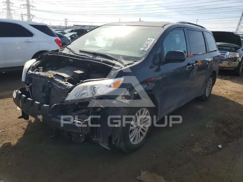 2016 Toyota SIENNA фото