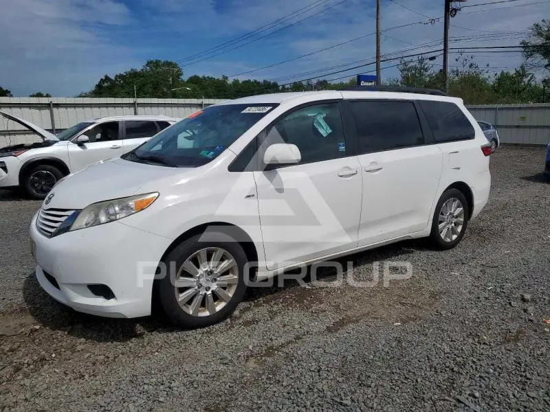 2016 Toyota SIENNA фото