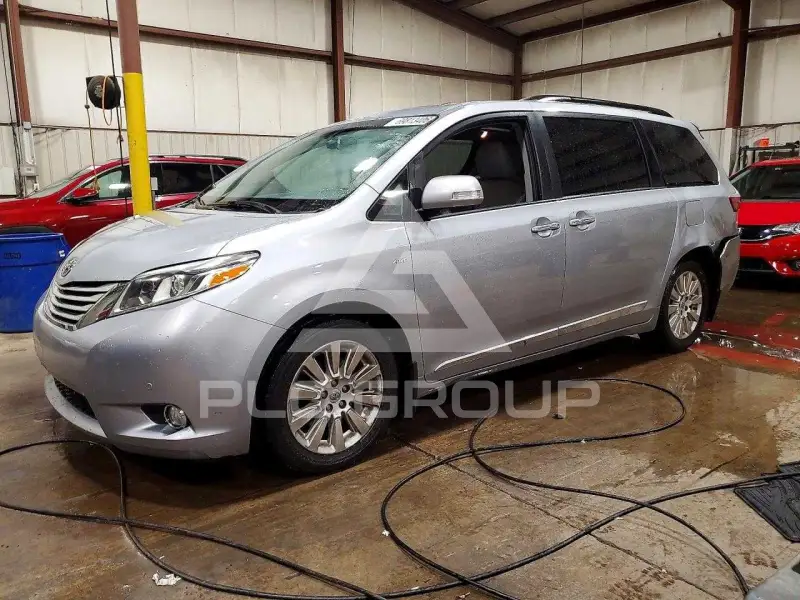 2016 Toyota SIENNA фото