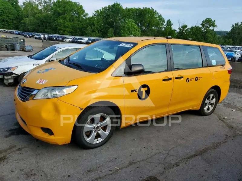 2016 Toyota SIENNA фото