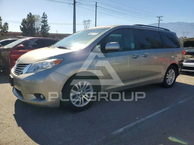 2016 Toyota SIENNA фото
