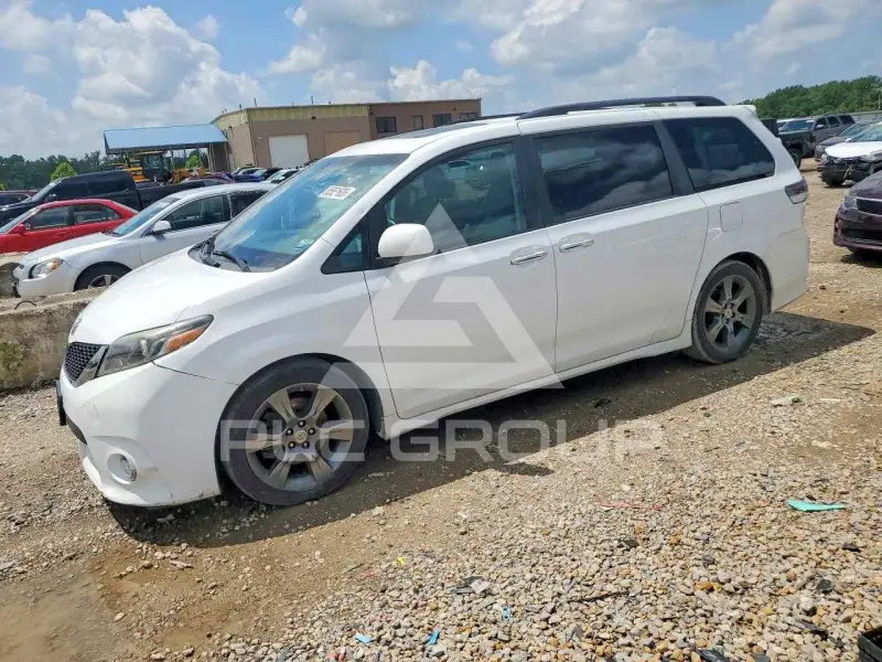 2016 Toyota SIENNA фото