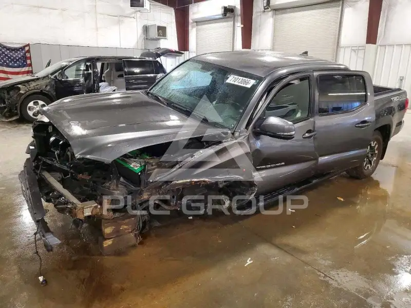 2016 Toyota TACOMA photo