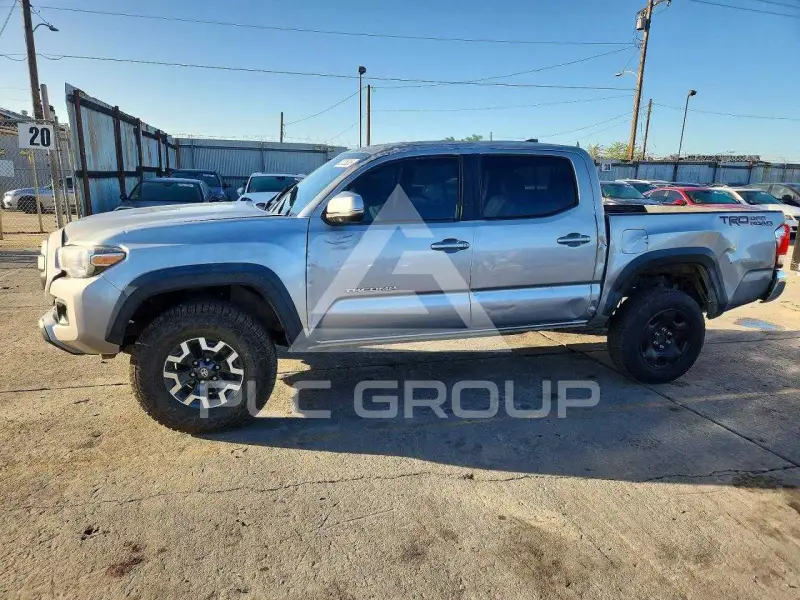 2016 Toyota TACOMA photo