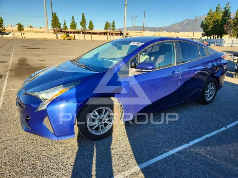 2016 Toyota PRIUS фото