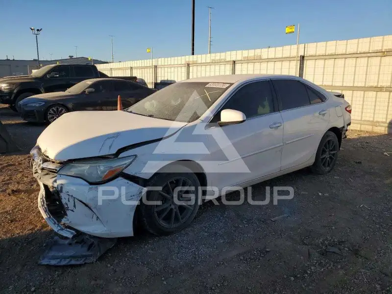 2016 Toyota CAMRY photo