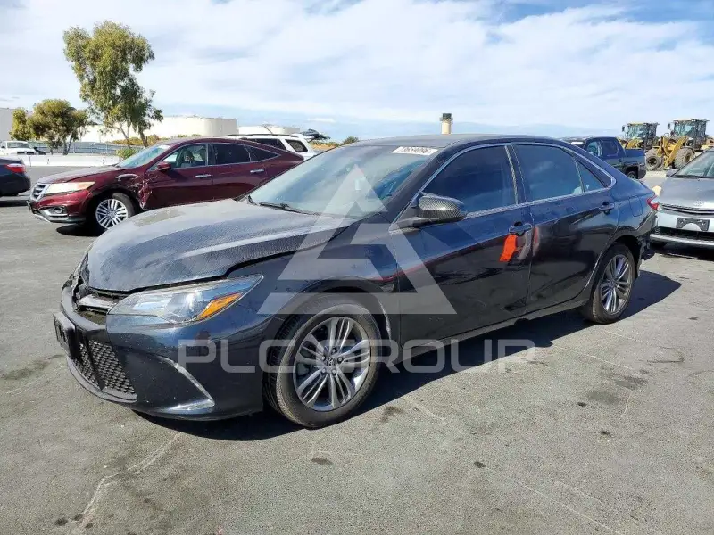 2016 Toyota CAMRY фото