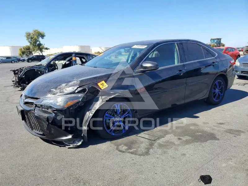 2016 Toyota CAMRY фото