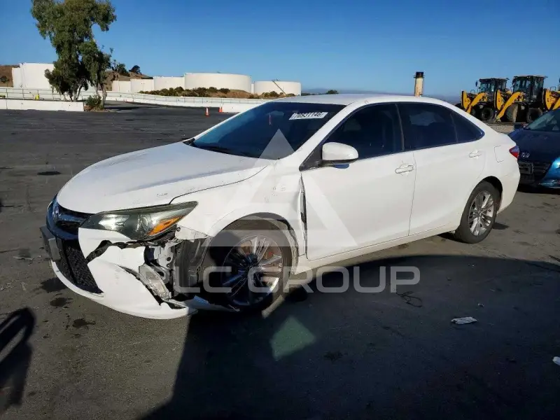 2016 Toyota CAMRY photo