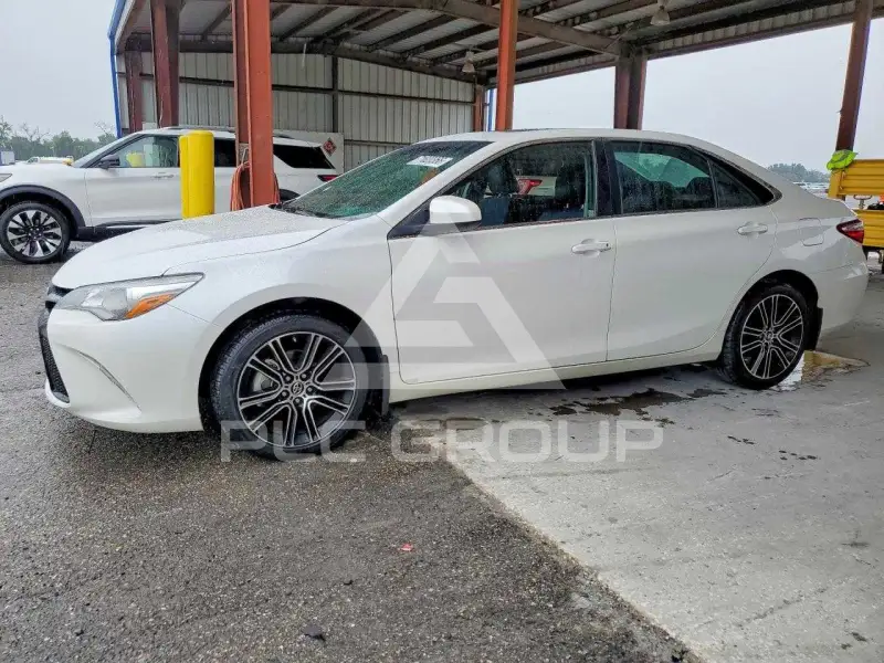 2016 Toyota CAMRY photo