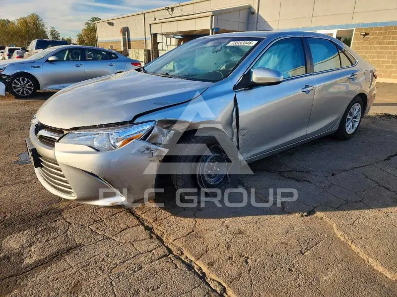 2016 Toyota CAMRY фото