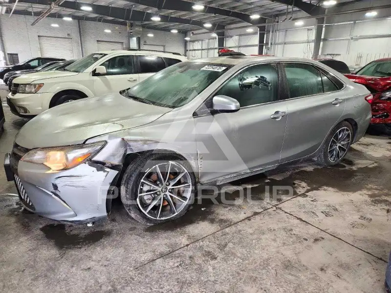 2016 Toyota CAMRY фото