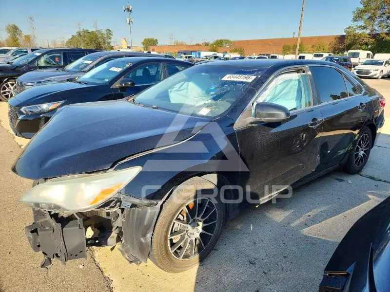2016 Toyota CAMRY фото