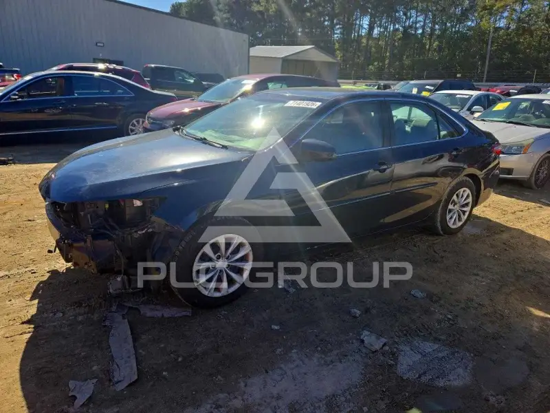 2016 Toyota CAMRY фото