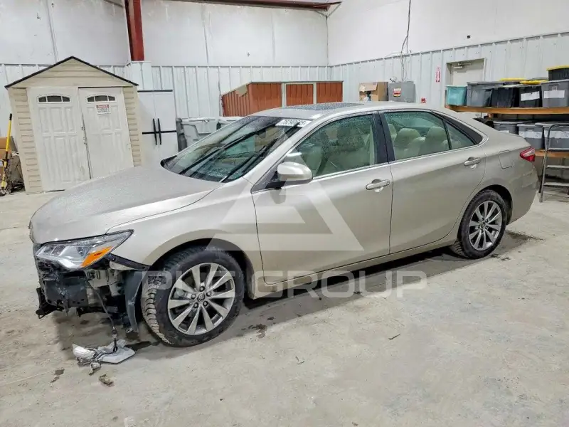 2016 Toyota CAMRY photo