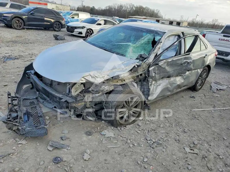 2016 Toyota CAMRY фото