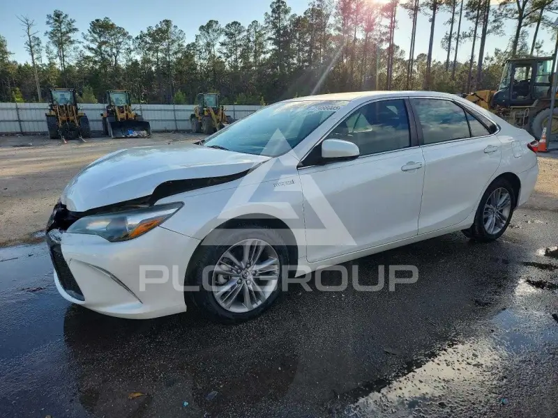 2016 Toyota CAMRY фото