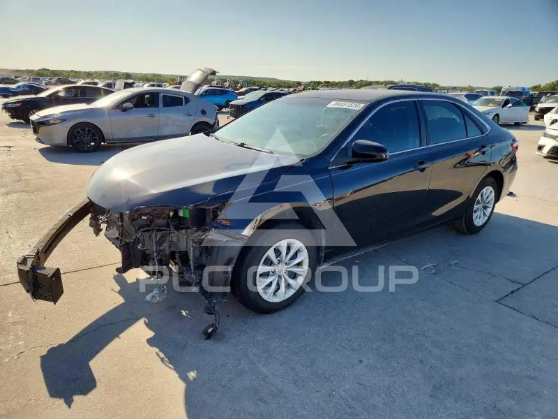 2016 Toyota CAMRY photo