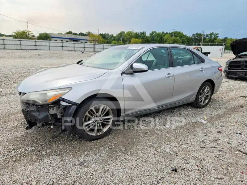 2016 Toyota CAMRY фото