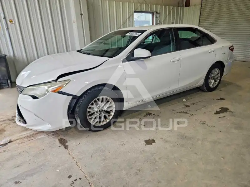 2016 Toyota CAMRY фото