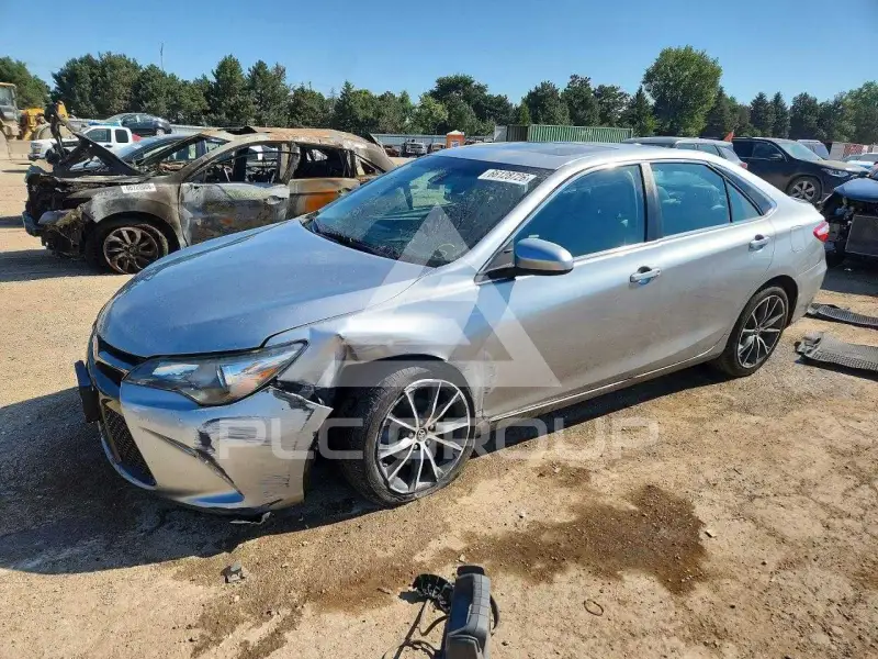 2016 Toyota CAMRY фото